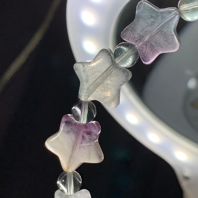 4.フローライトスターブレスレット