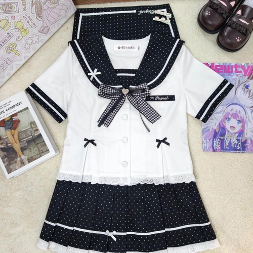 ゆめかわ♡ドット柄フリルセーラー服　seifuku84