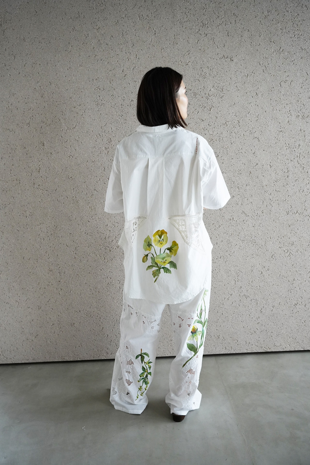lace open collar shirt leaf