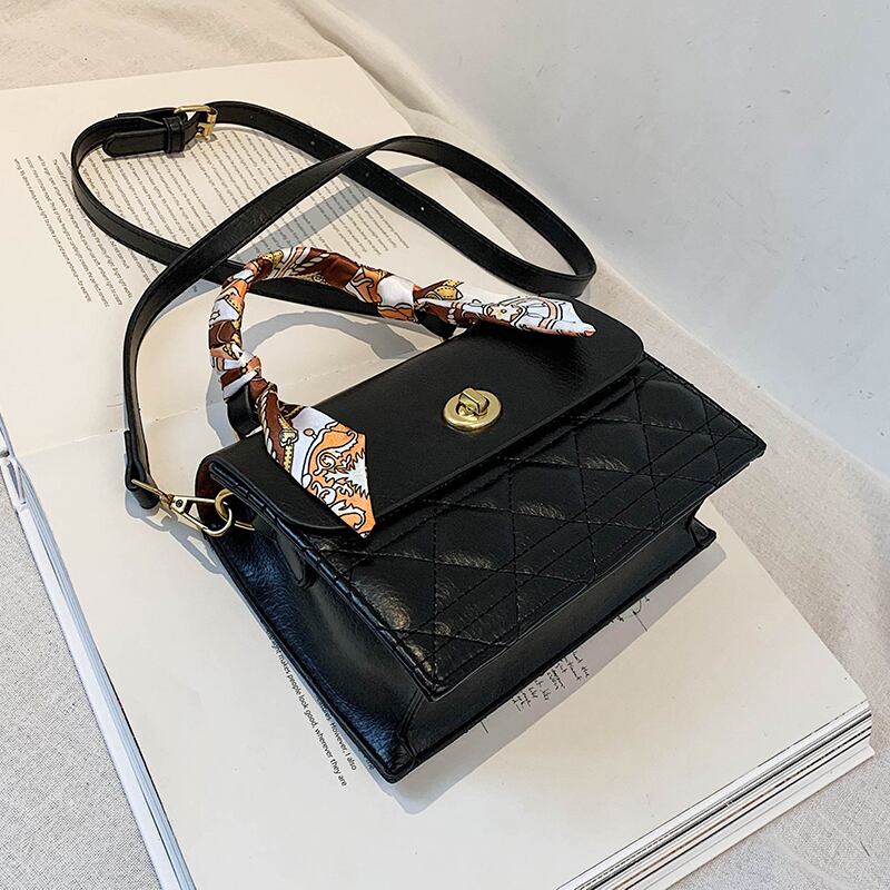 センススモールバッグメス2020秋冬新流行ファッションオールマッチ菱形ショルダーバッグネットレッドメッセンジャースモールスクエアバッグ Tiancai_Wing_Bag30443769155