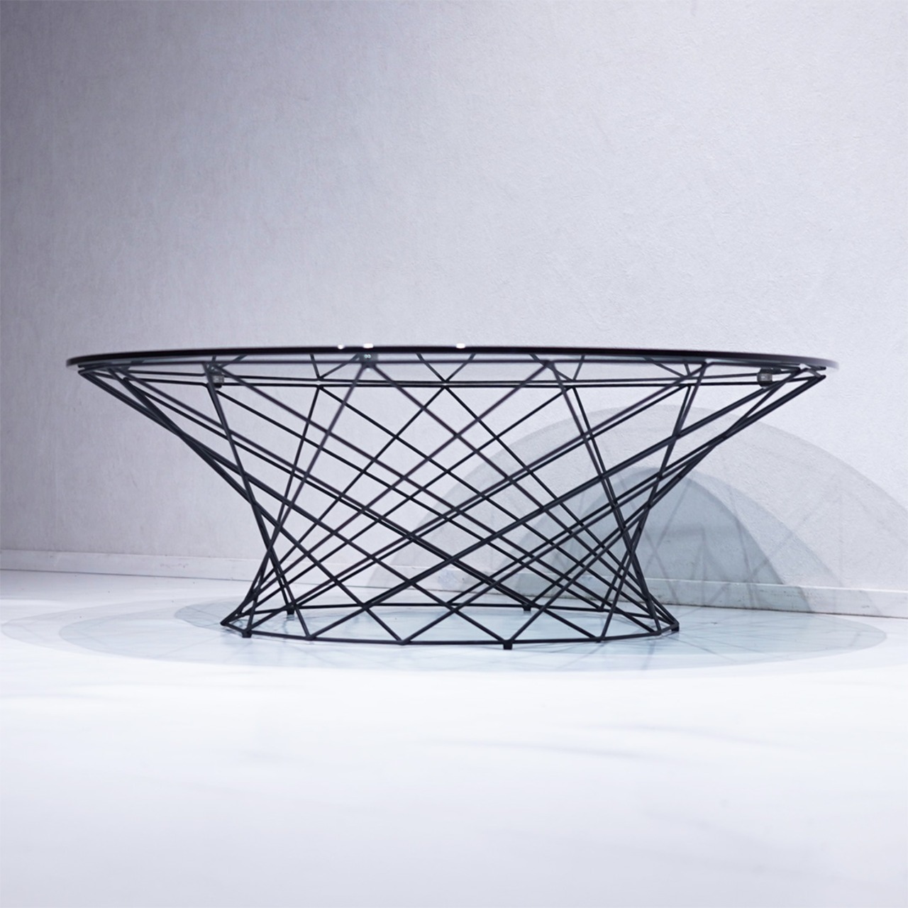 Walter Knoll Oota Coffee Table / MAARKET取扱 モダン デザイナーズ テーブル EOOS 名作 ウォルターノル オオタ コーヒーテーブル （関連:カッシーナ カリガリス）