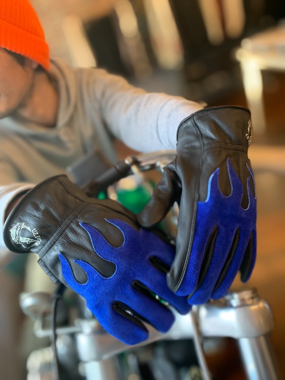 YELLOW GLOVE × UZ.UZ COMPANY / FIRE GLOVE BLACK / BLUE | UZ.UZ COMPANY