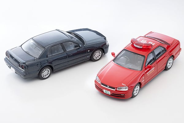 【新品未開封】ニッサン スカイライン 4ドアスポーツセダン 3台セット トミカリミテッドヴィンテージ LV-N363a 日産 スカイライン 4ドア