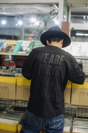 WE ARE T1SS Tee "WHITE + NAVY"