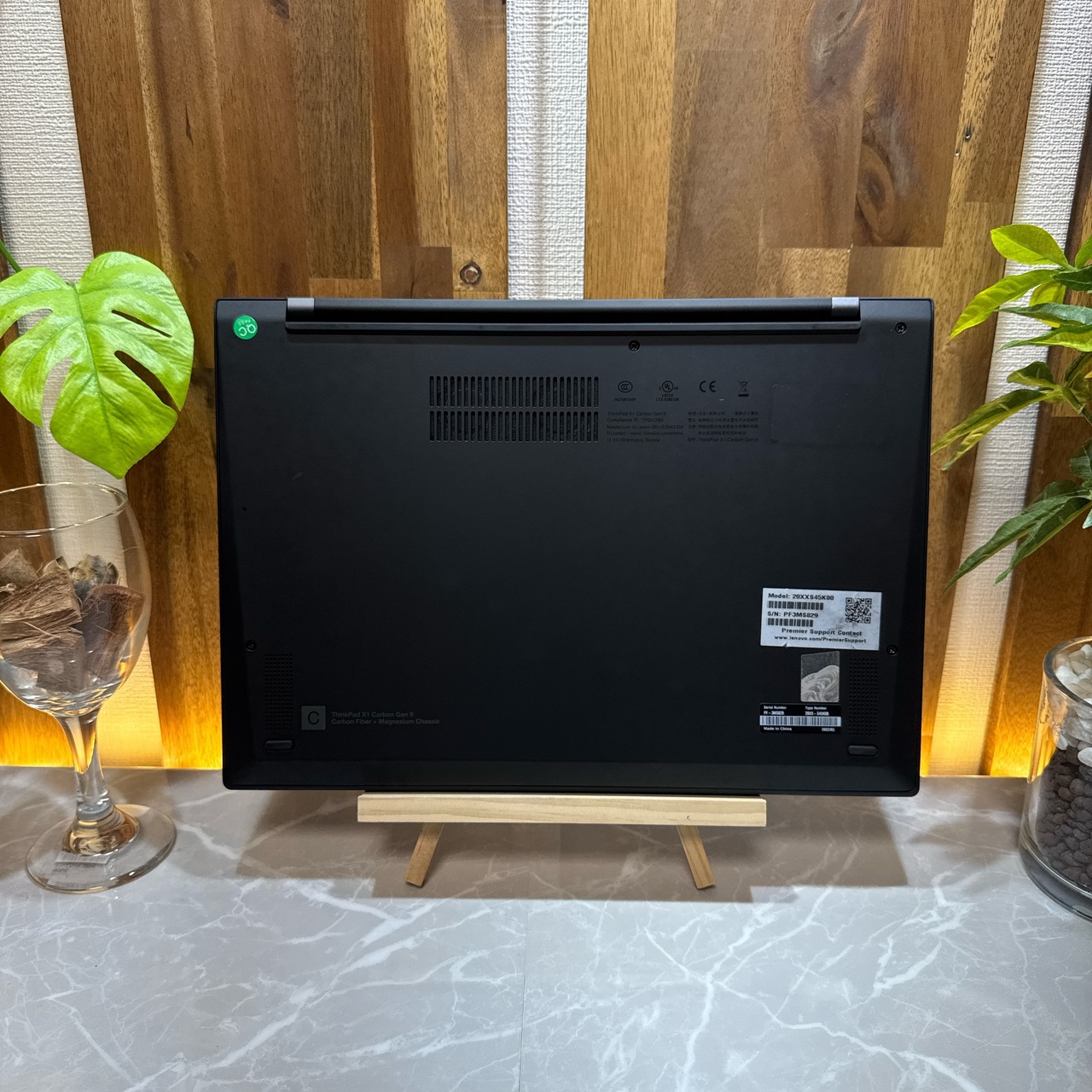 極美品2021年式‼️Lenovo ThinkPad X1 Carbon Gen9/メモリ8GB/SSD256GB/ノートパソコン