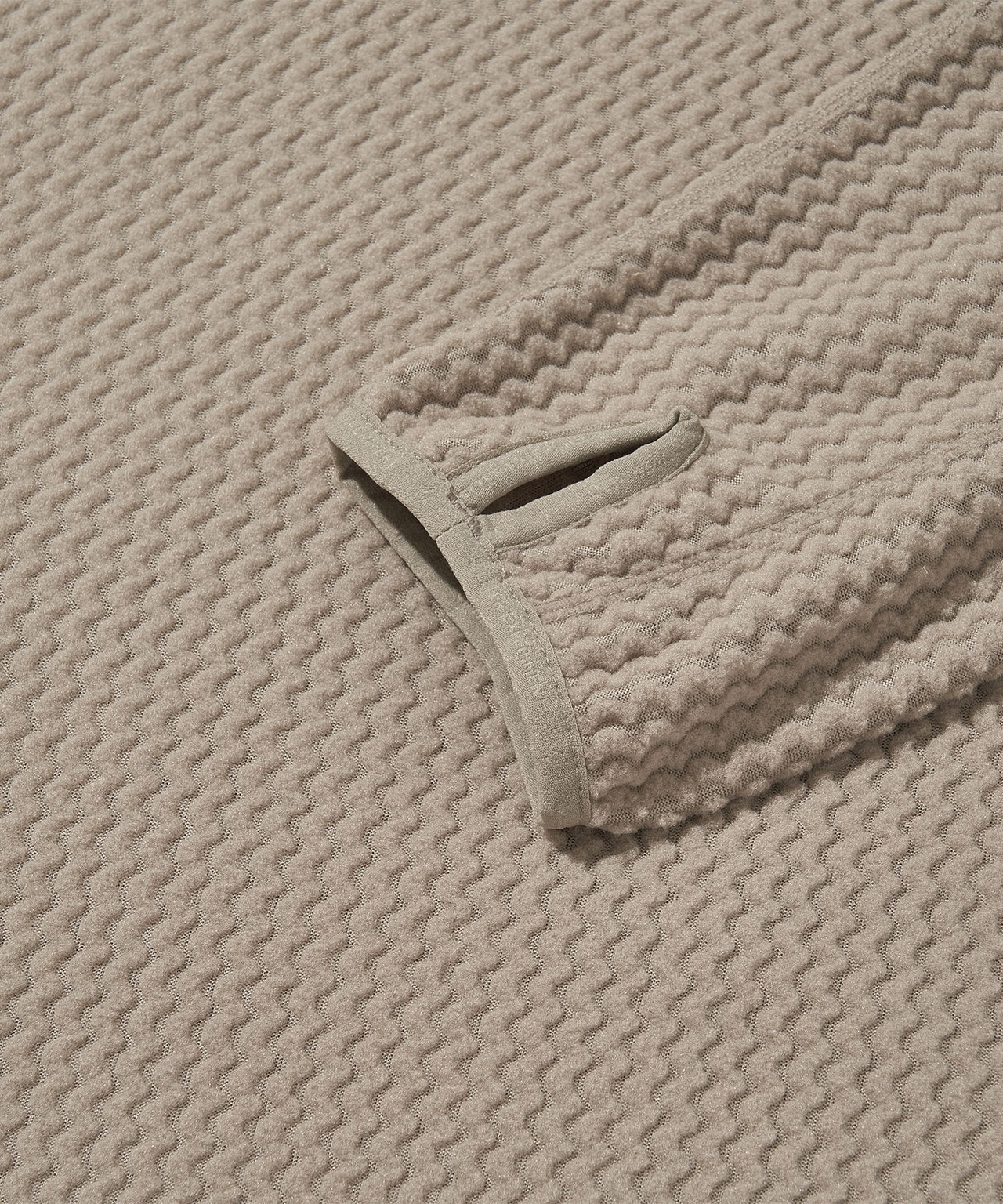 CALORA FLEECE HOODED PULLOVER_BEIGE