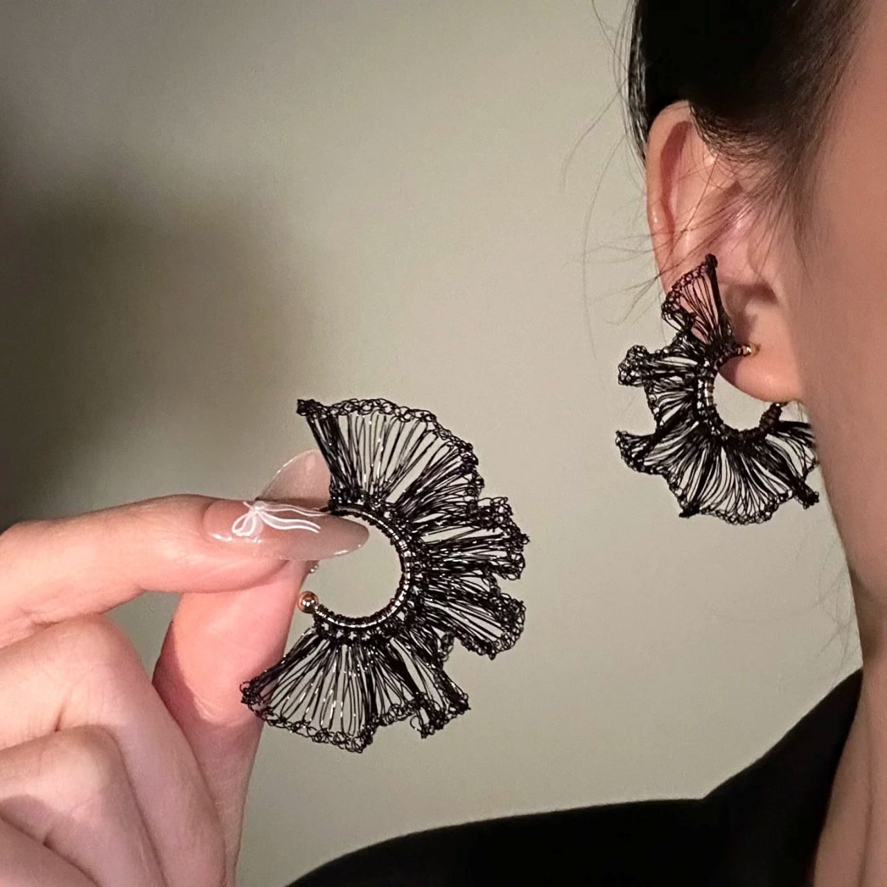 Wire Fringe Pierced Earrings 01409