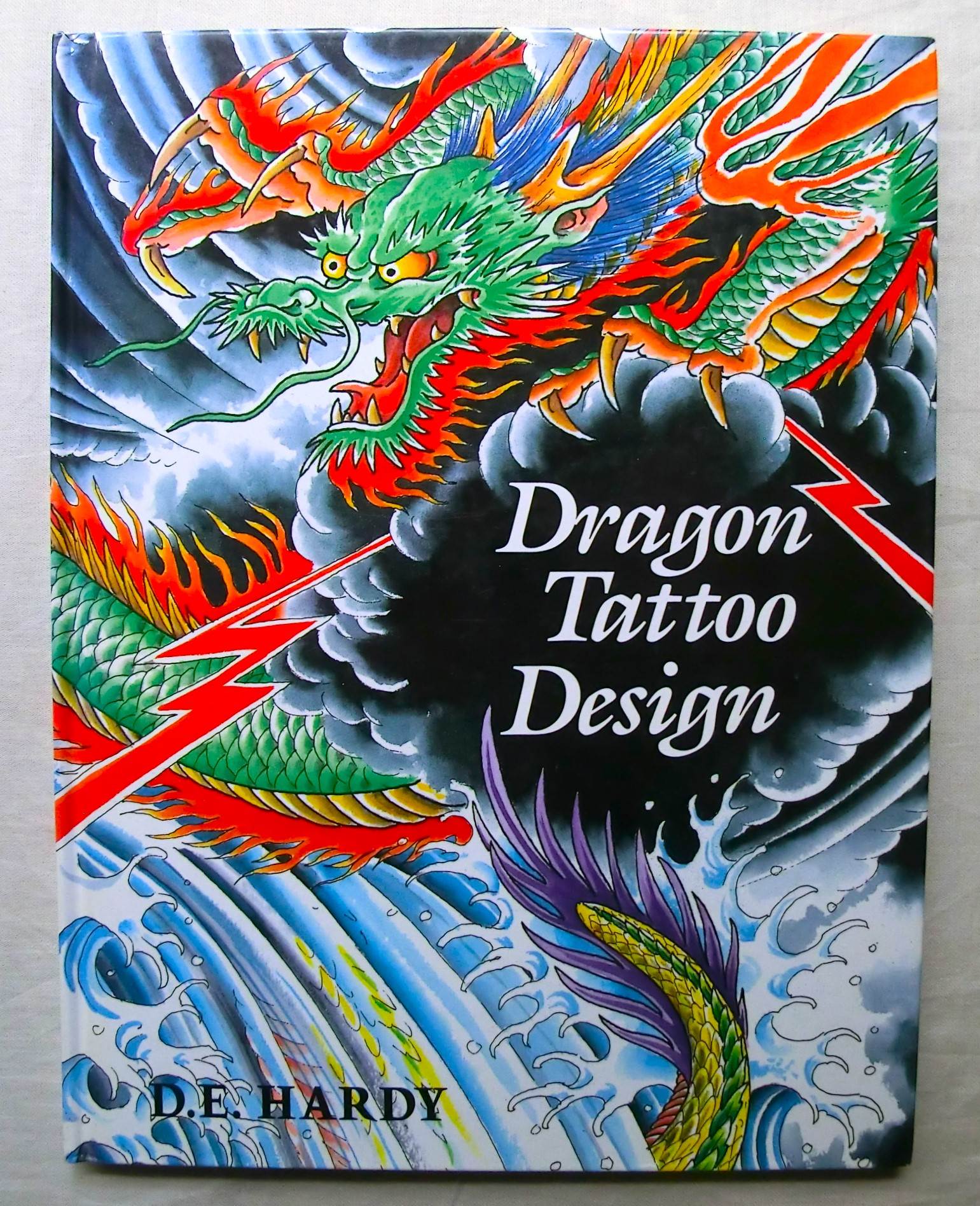 ドン・エド・ハーディー タトゥー 龍・ドラゴン デザイン Dragon