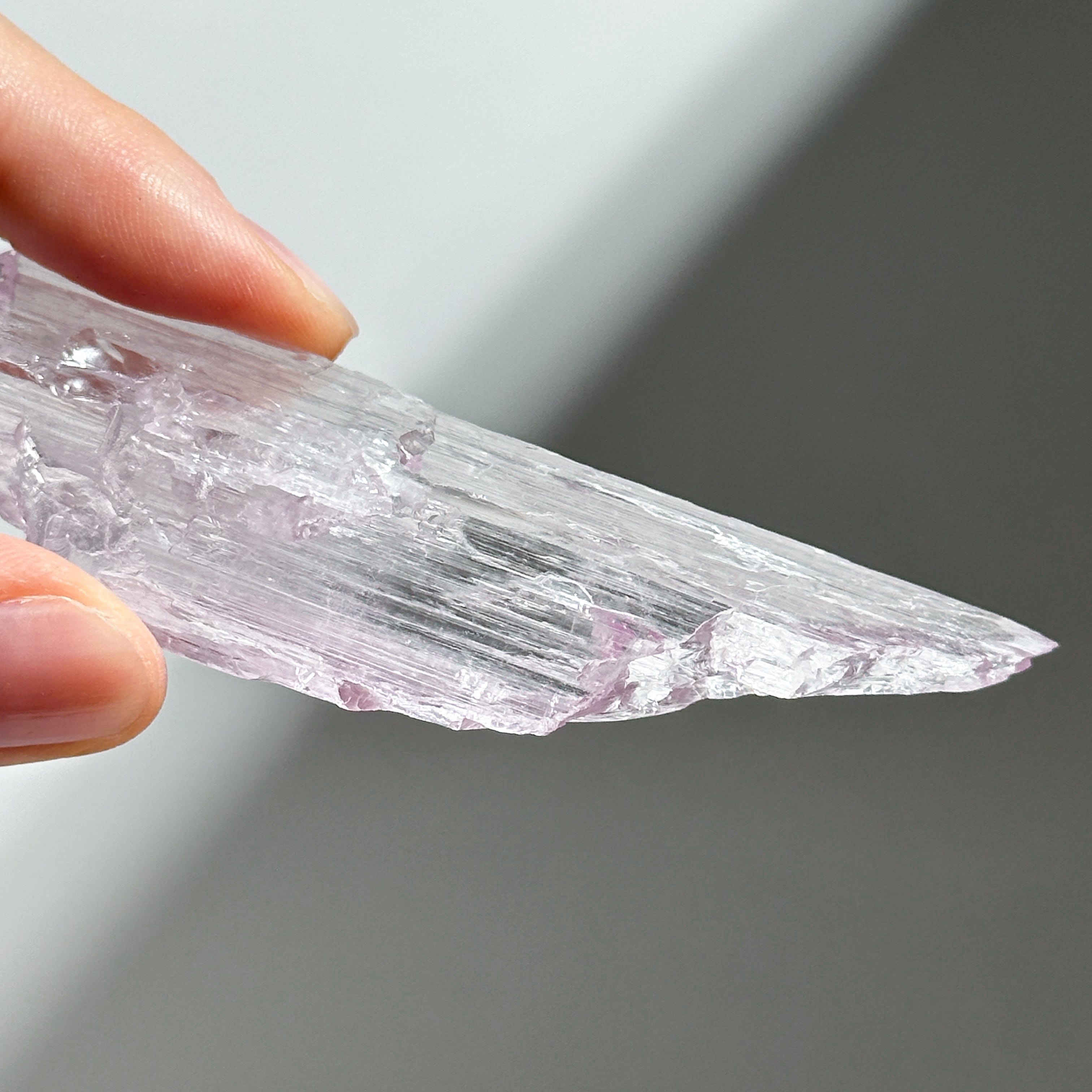 ハイクォリティ】クンツァイト 原石92◇ Kunzite ◇天然石・鉱物