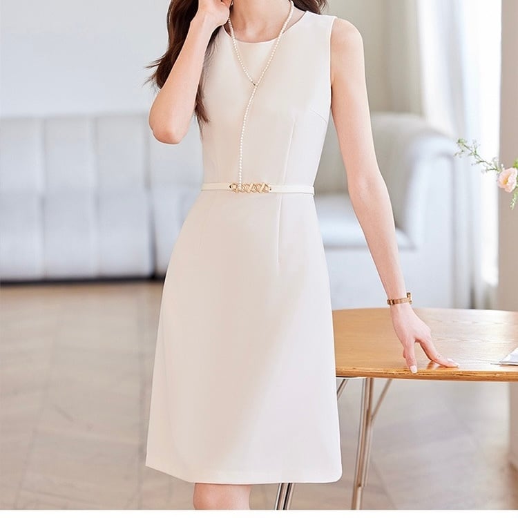 スリムラウンドネックノースリーブワンピース YH9430