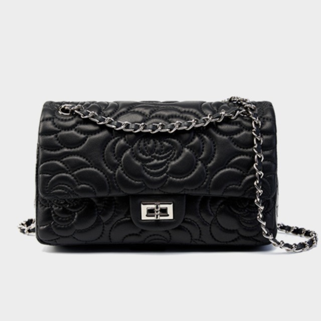 【4color】Camellia Embossed SheepskinBag