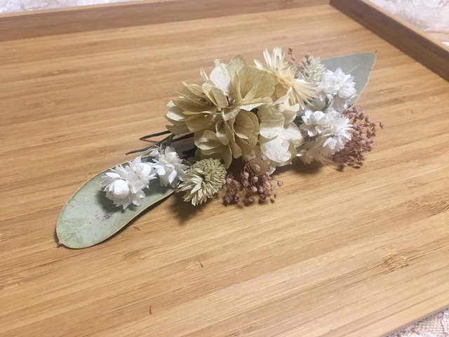 #24 ピンクかすみ草と白の花