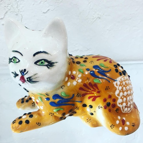 キュタフヤ陶器猫