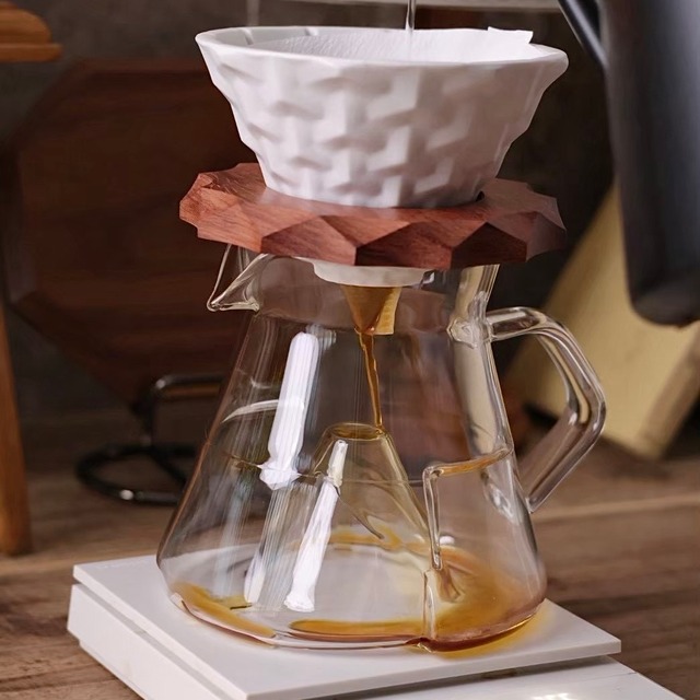 ICOSA AVENSI Wave Cyclone Sensory Carafe Standard