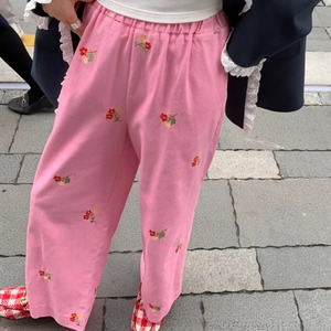 Flower embroidery denim pants　RW0753