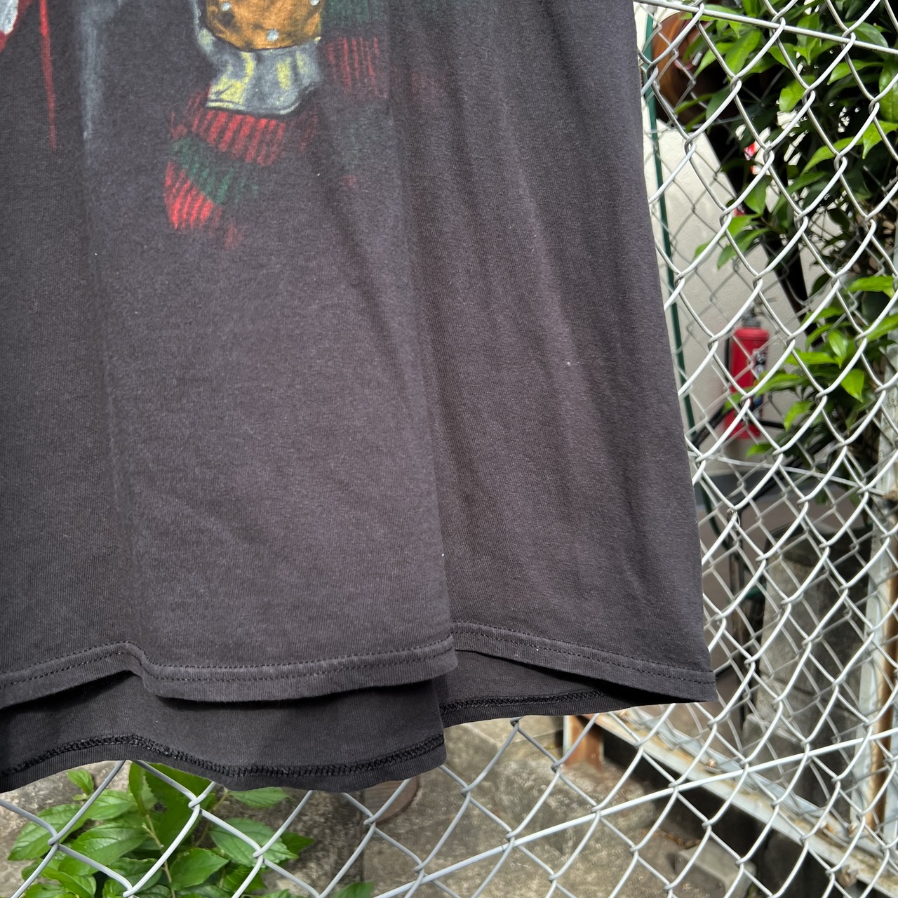 13 Horror Design Tee