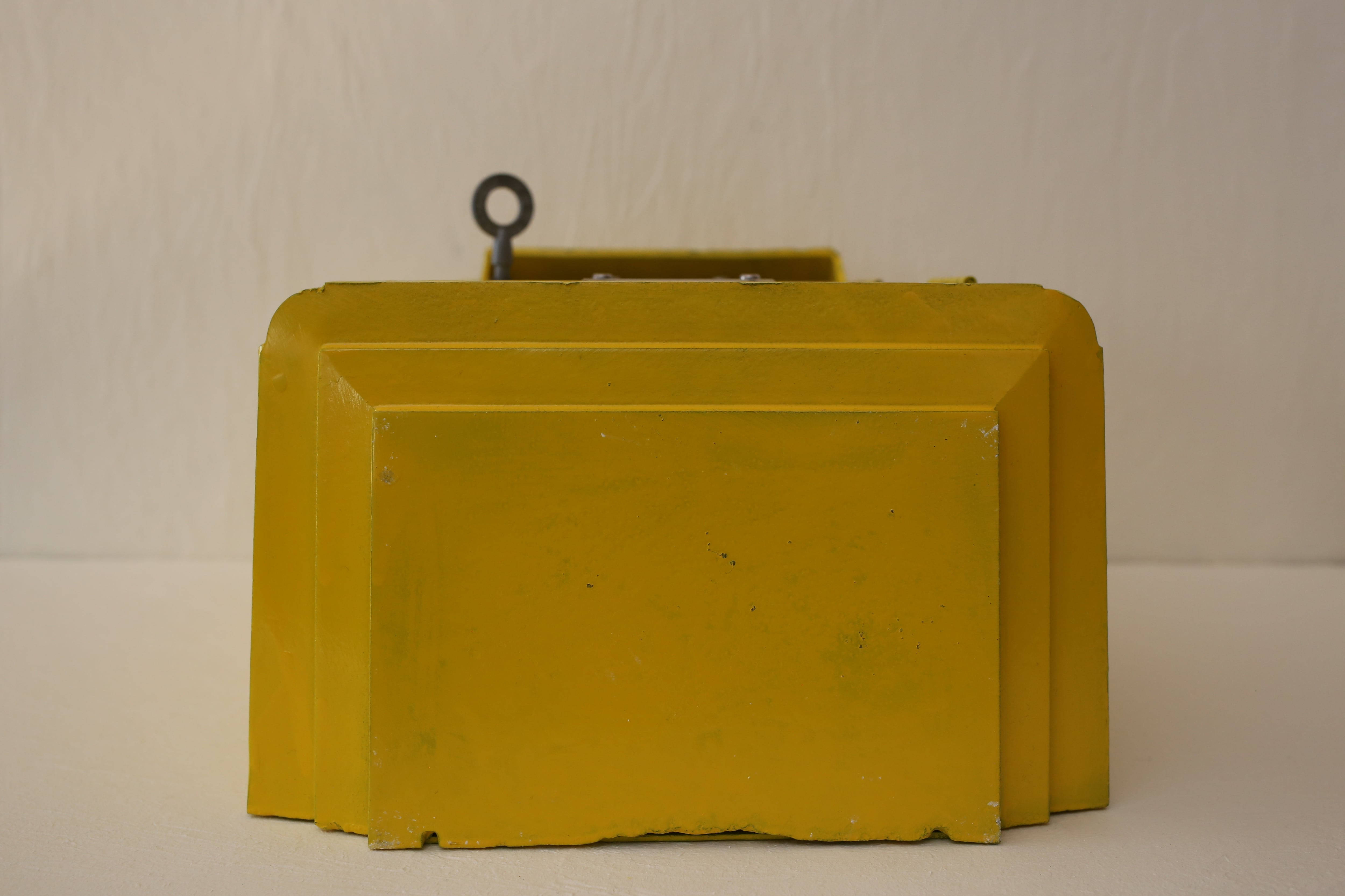フランス 郵便局 LA POSTE ポスト | EMUPARIS