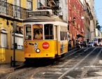 リスボンはトラムが主役 W２