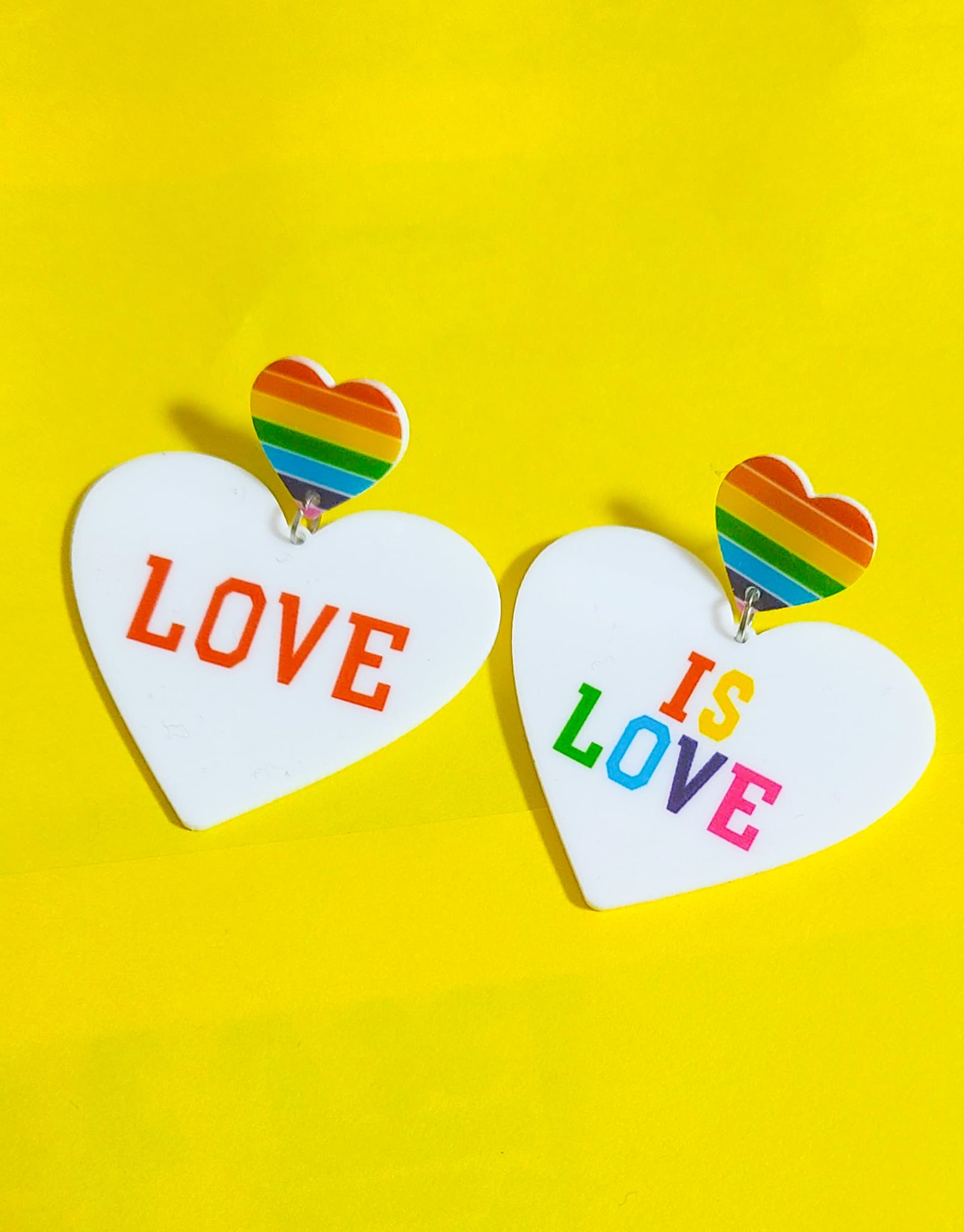 カラフル キャンディベアと虹色ハート♡ハッピーカラーの大ぶりピアス♡ ハートレインボーカラーLOVE ピアス イヤリング カラフル rainbow 虹