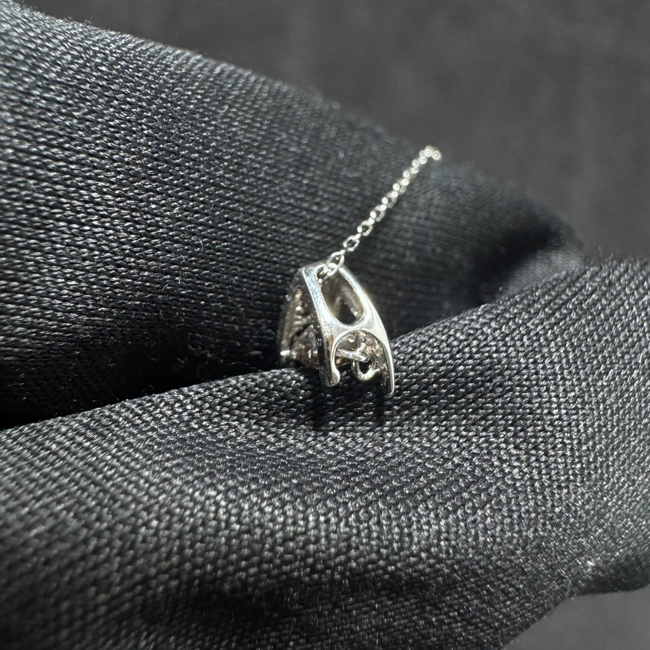 Pt900 0.08ct 揺れるダンシング ダイヤモンド ネックレス | カオキ