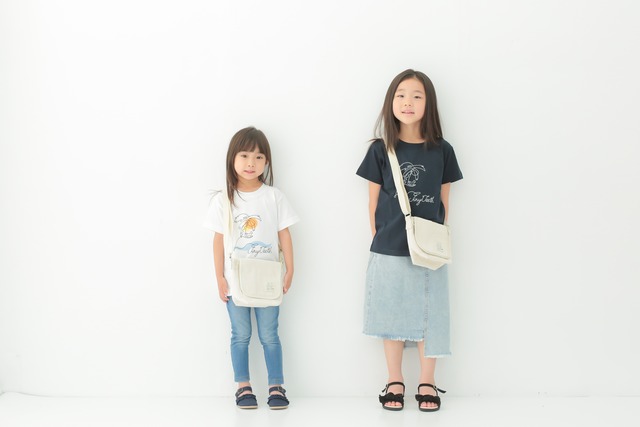 【子供用】ビーチデザインTシャツ