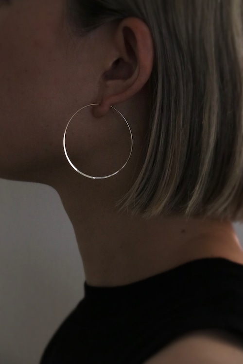 【 L 】Pressed hoop pierce