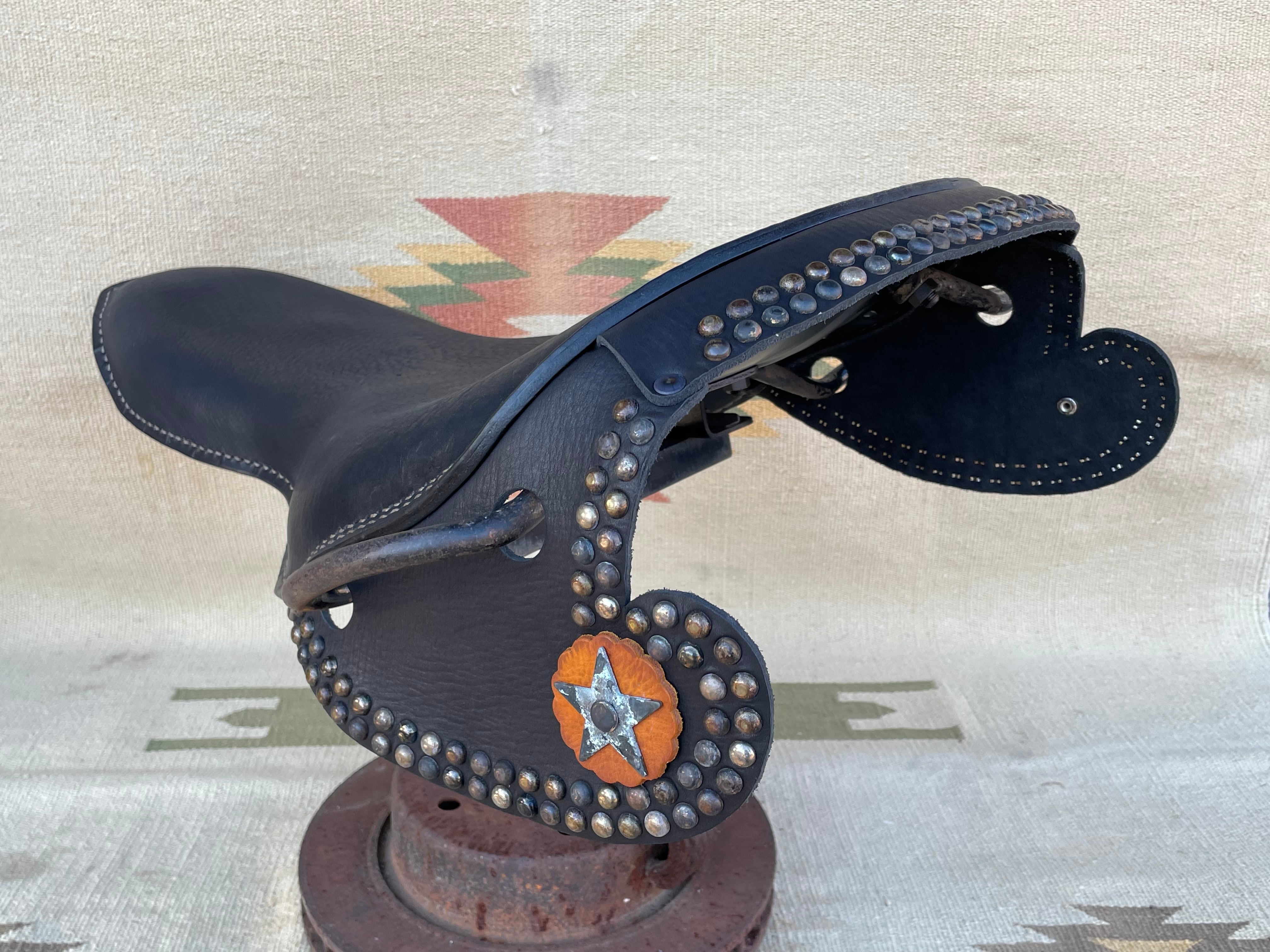 HARLEY-DAVIDSON VINTAGE BUDDYSEAT グラブレール付き バディシート