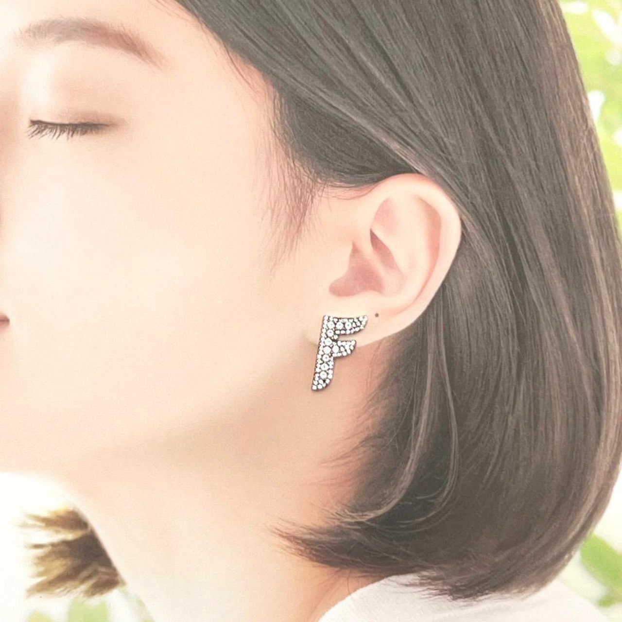 Fendi スタッドピアス 黒 正方形