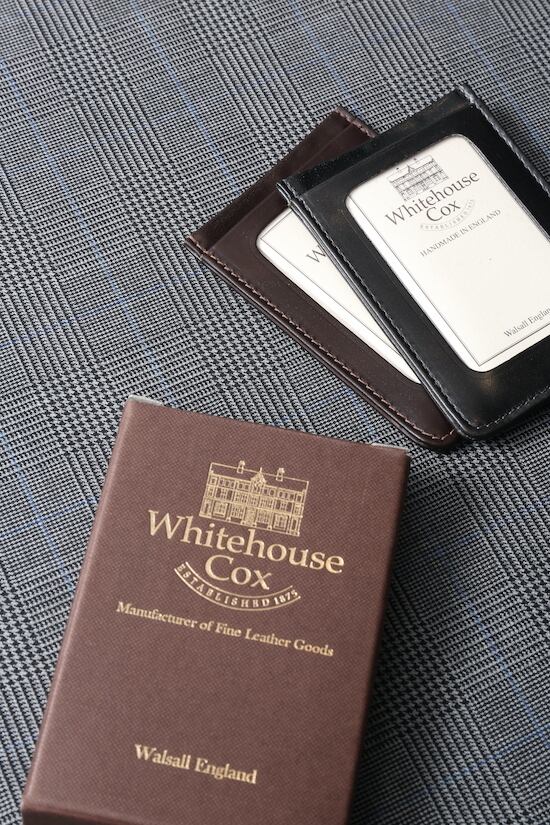 Whitehouse Cox S9905 TRAIN PASS CASE | STand