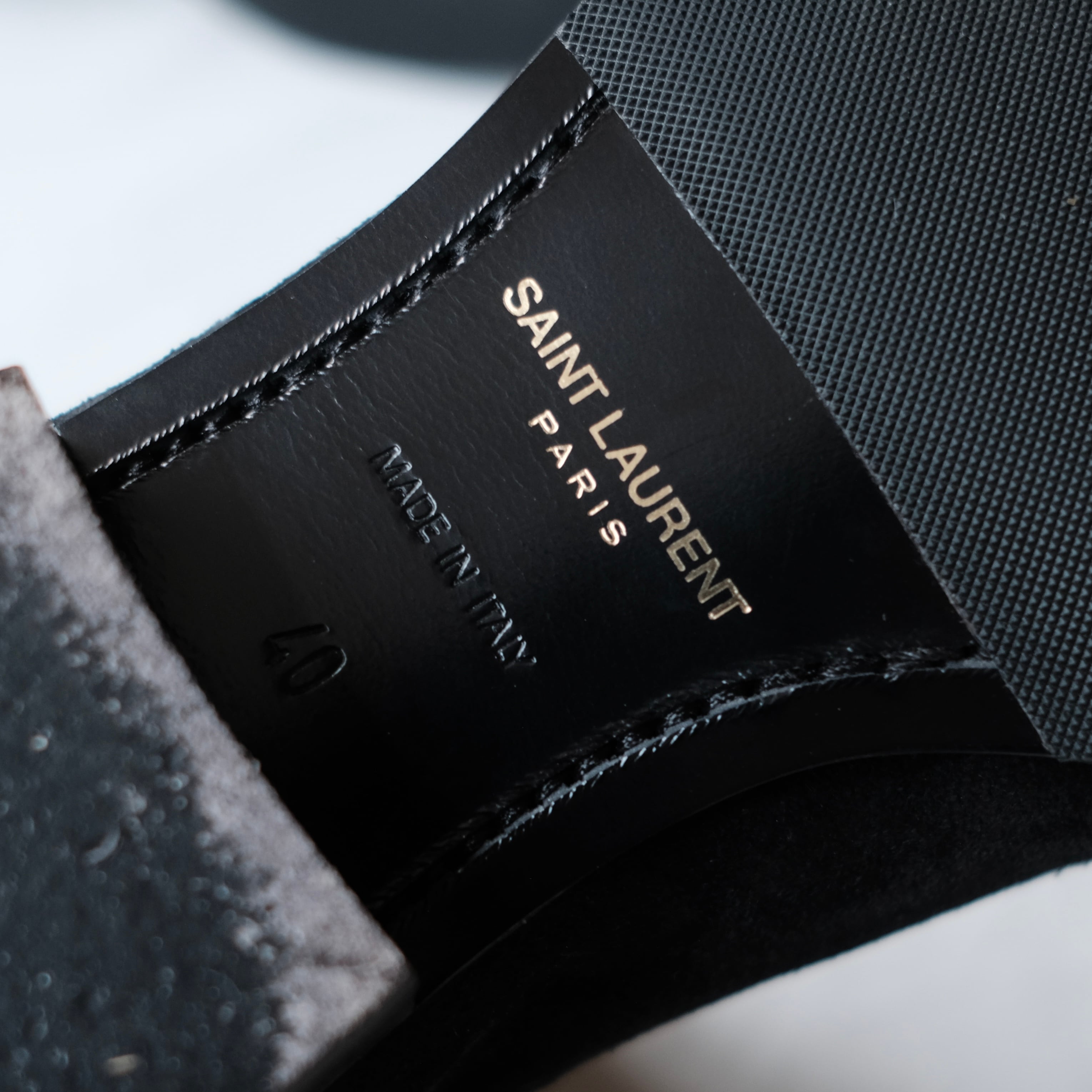 SAINT LAURENT PARIS WYATT 30 BLACK SUEDE CHELSEA BOOTS | safarionline