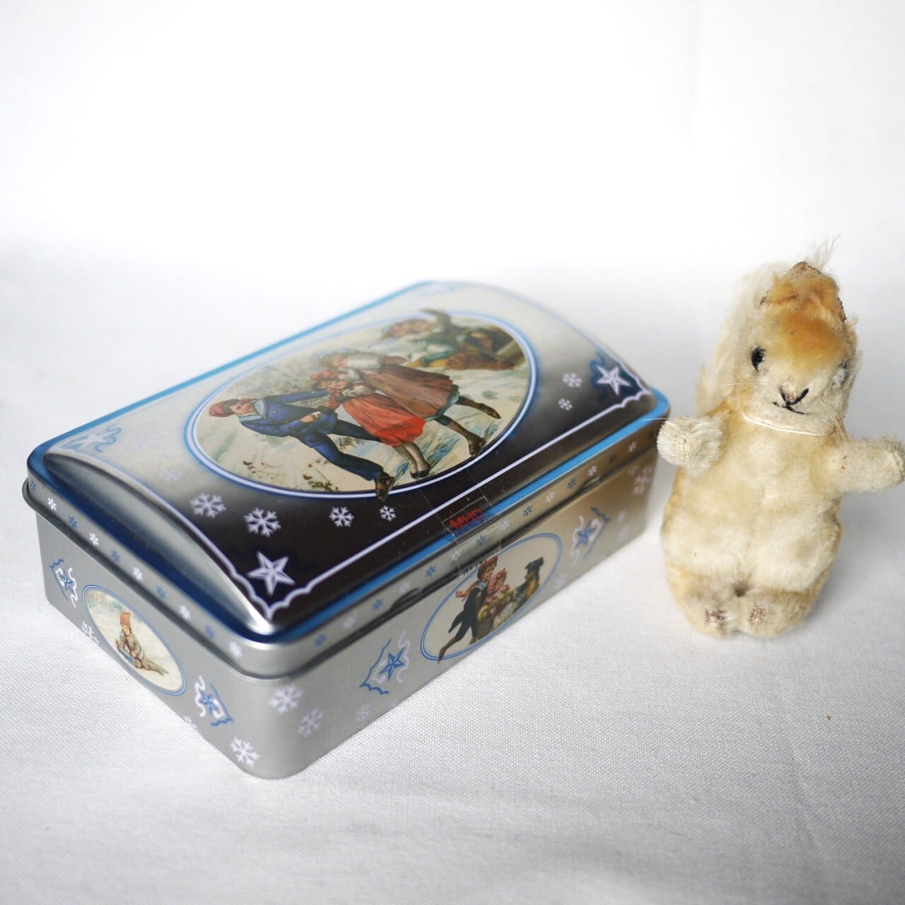 ノスタルジックなクッキー缶 ドイツ