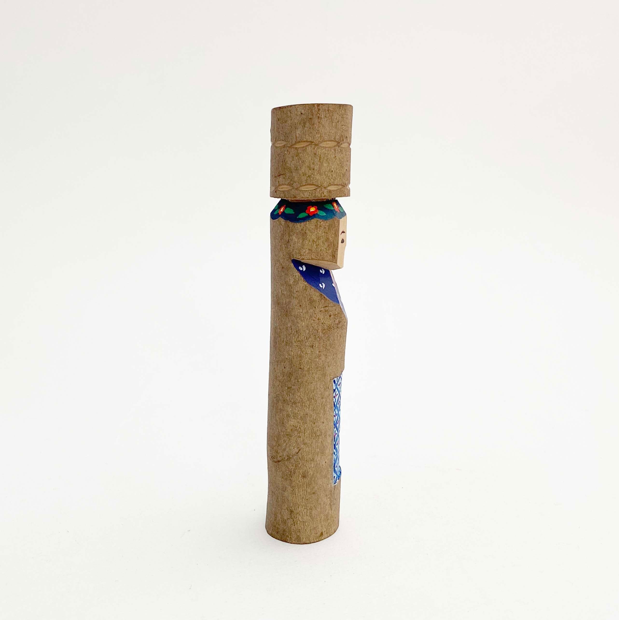 大島椿 あんこ人形 中(ダイヤ花)