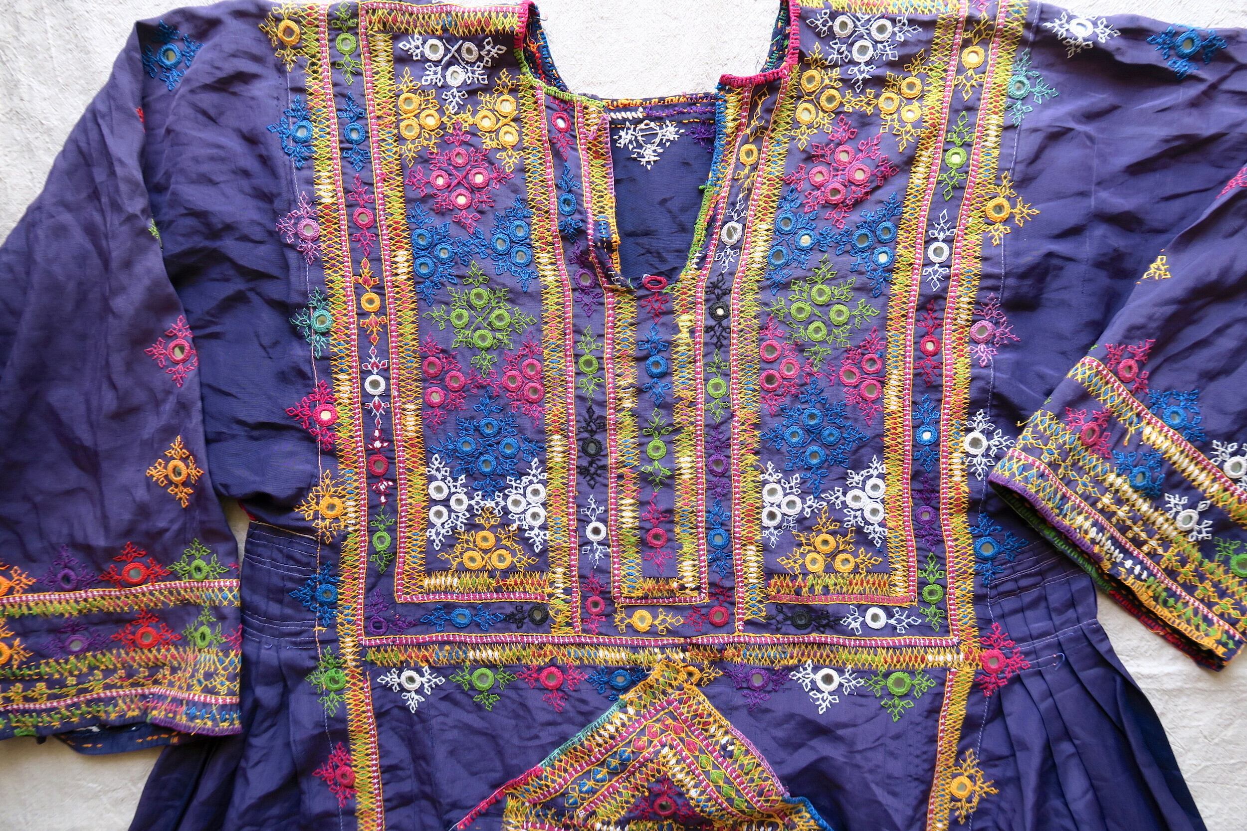 バロチスタンドレス|マジョリカブルー