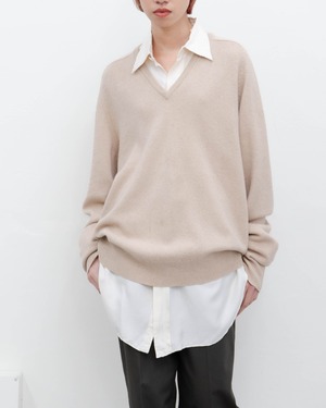 1980s Brooks Brothers - v-neck cashmere sweater