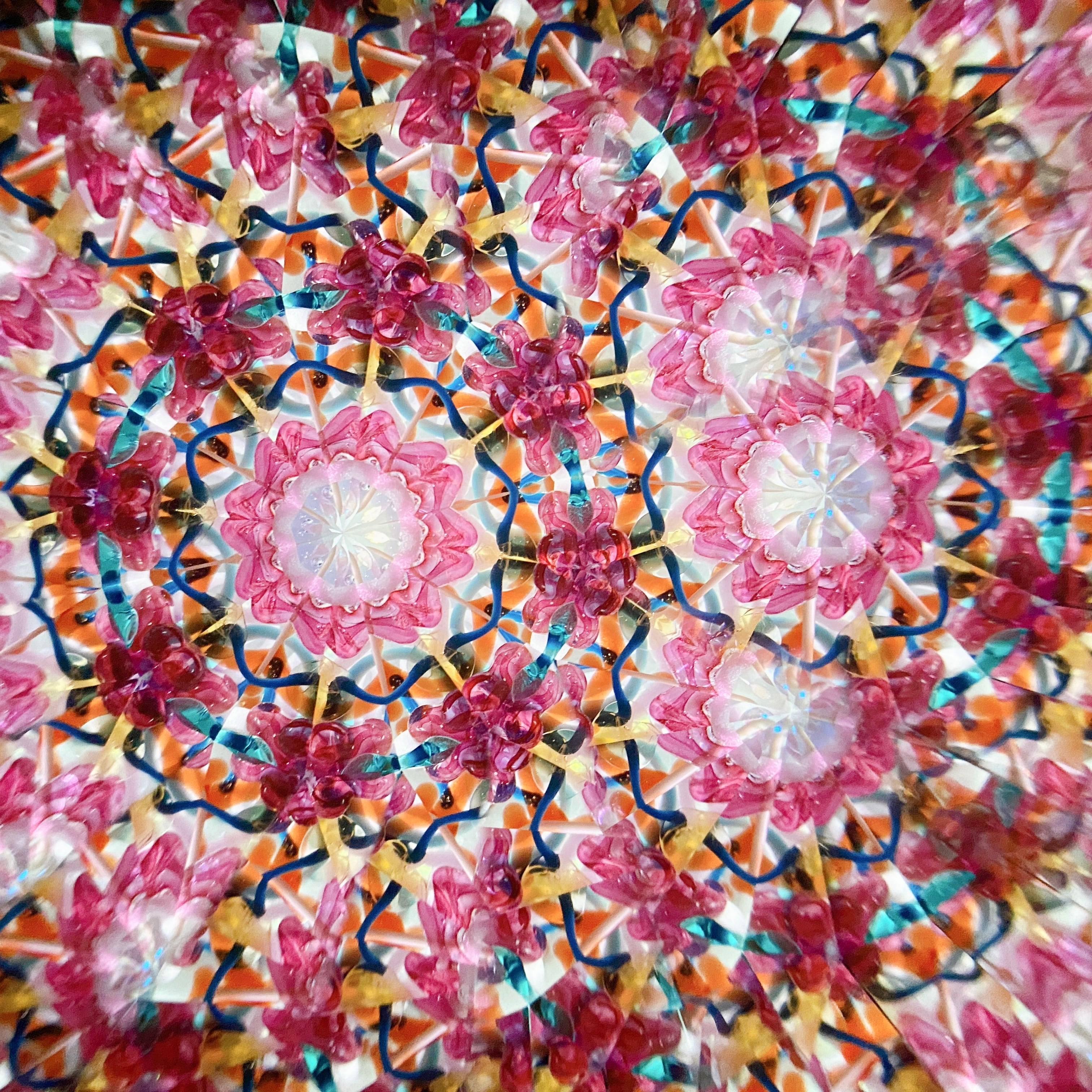 ガラスポッドの万華鏡 5d34516c34450fcc183fecbcfb3313