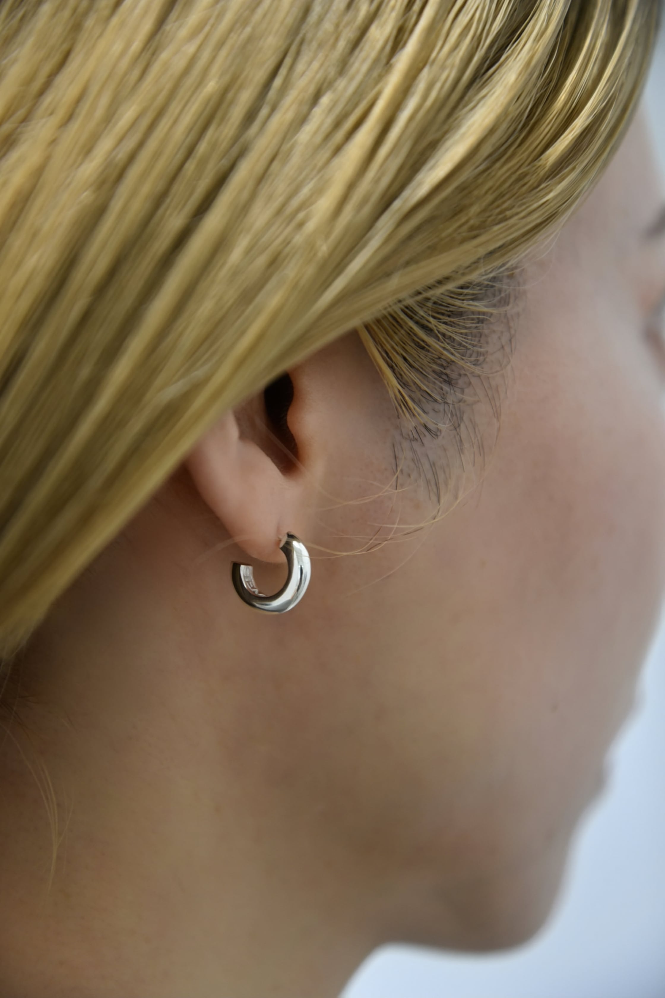よ*ー様 VAINON Destroyed Half Hoop Pierce（両