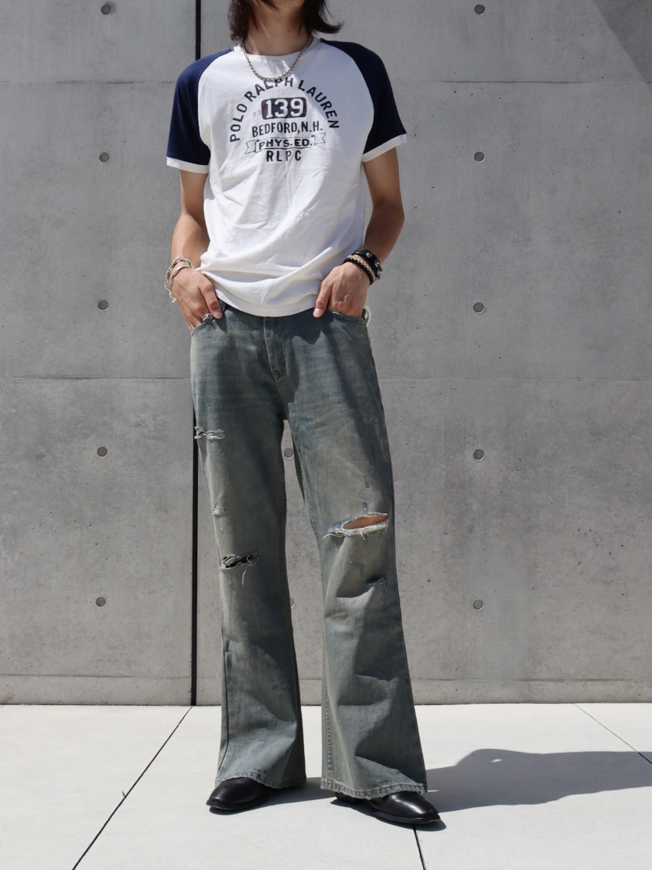 Dirty Destroyed Flare Denim
