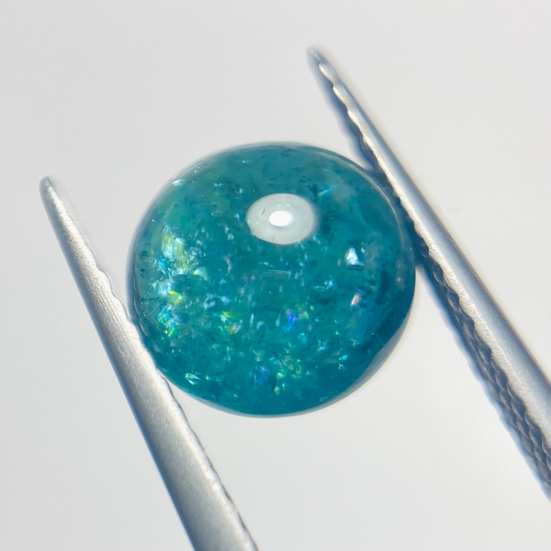 宇宙から見た地球⁉︎ イリデッセンス入りトルマリン