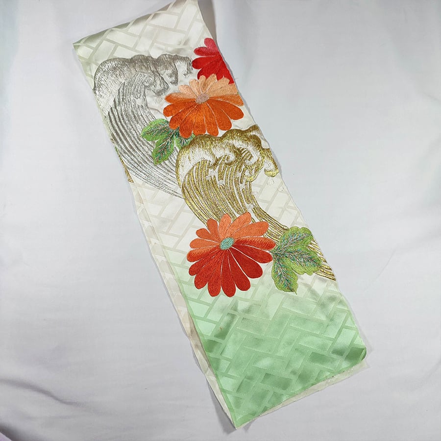 リメイク半襟 正絹 藤色 お花｜ファッション 