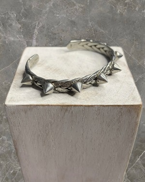 "gunda" THORN BANGLE SLV