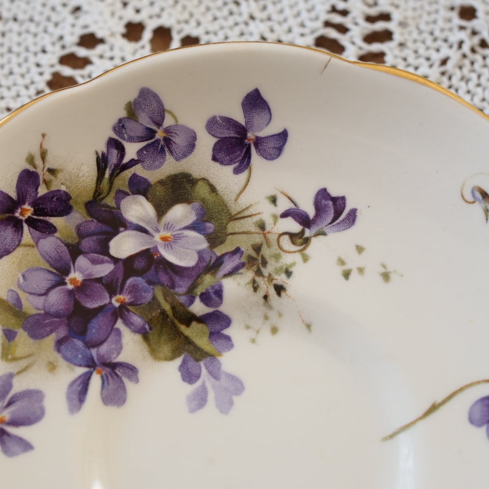 訳あり英国ハマースレイ ヴィクトリアンバイオレット ソーサー1枚C F9