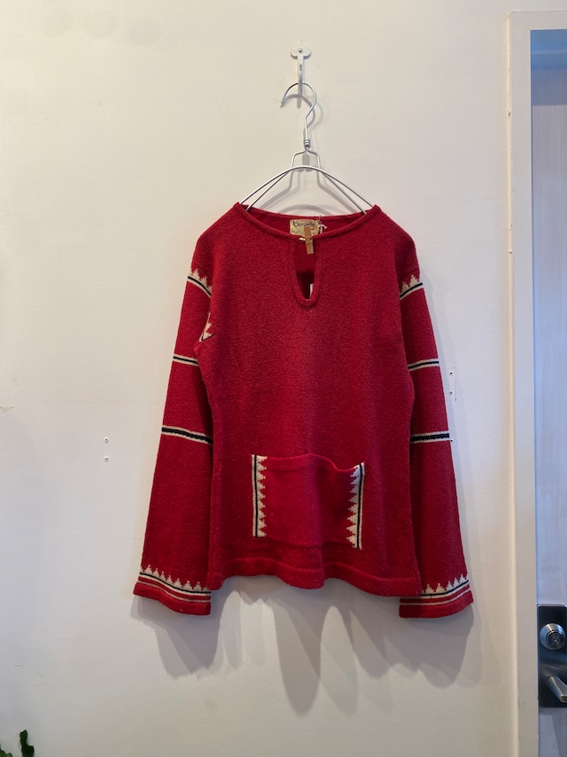 Pullover knit top