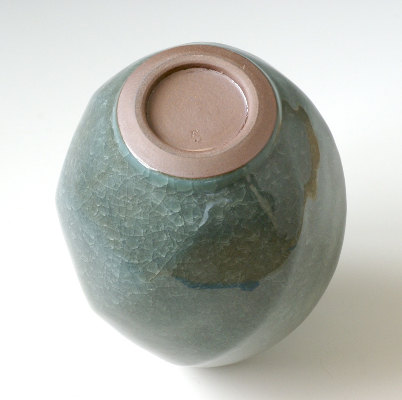 青磁貫入面取り壺 【梶原茂正作】