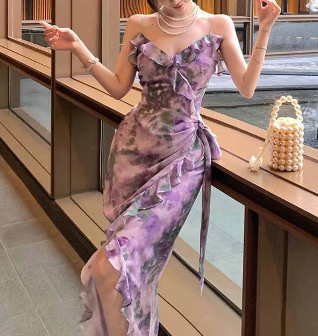 レディース ワンピース ドレス キャミワンピース ロングワンピース ロング 袖なし キャミソール Vネック フレア ウエストマーク スリット ギャザー かわいい 大人可愛い きれいめ 上品 おしゃれ エレガント 存在感 ラブリー キュート 都会的 ラグジュアリー クラシカル ロマンティック フェミニン 春 夏 秋 結婚式 ロングシーズン 発表会 デート お出かけ パーティー イベント レストラン ホテル 美脚 脚長 プチプラ 着回し モテ 清楚 インスタ映え S M L 小さいサイズ 大きいサイズ