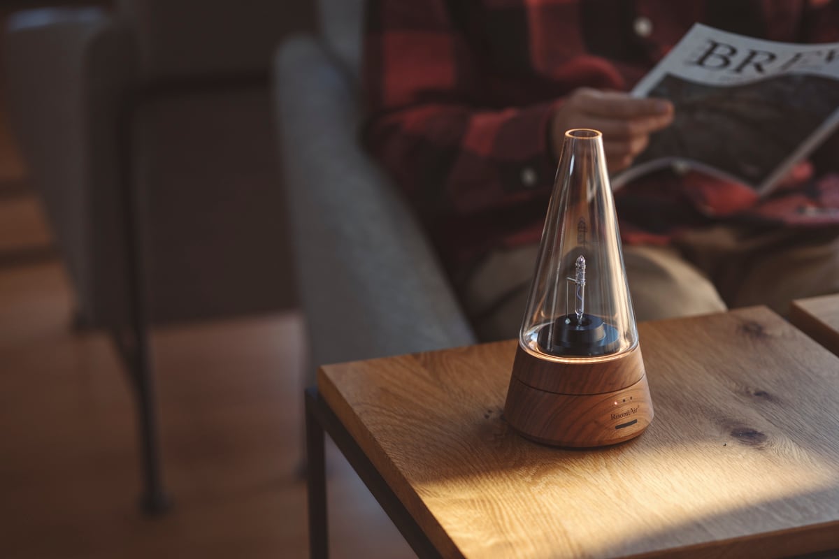 オゾン発生器 RoomiAir Deux （ ルミィエール ドゥ ) | SUWAプレミアム