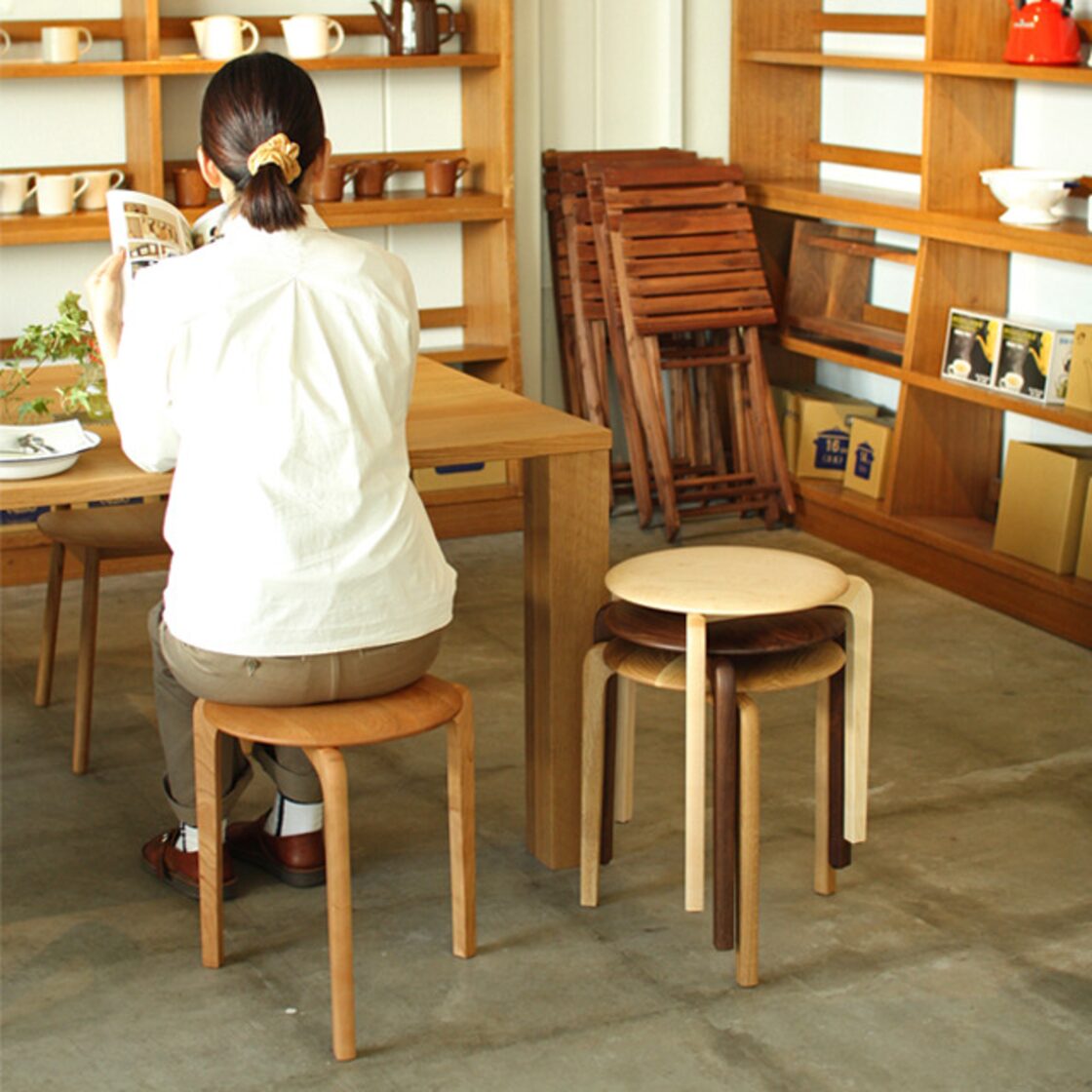 Stack Stool LISCIO ブラックチェリー | PAY ID