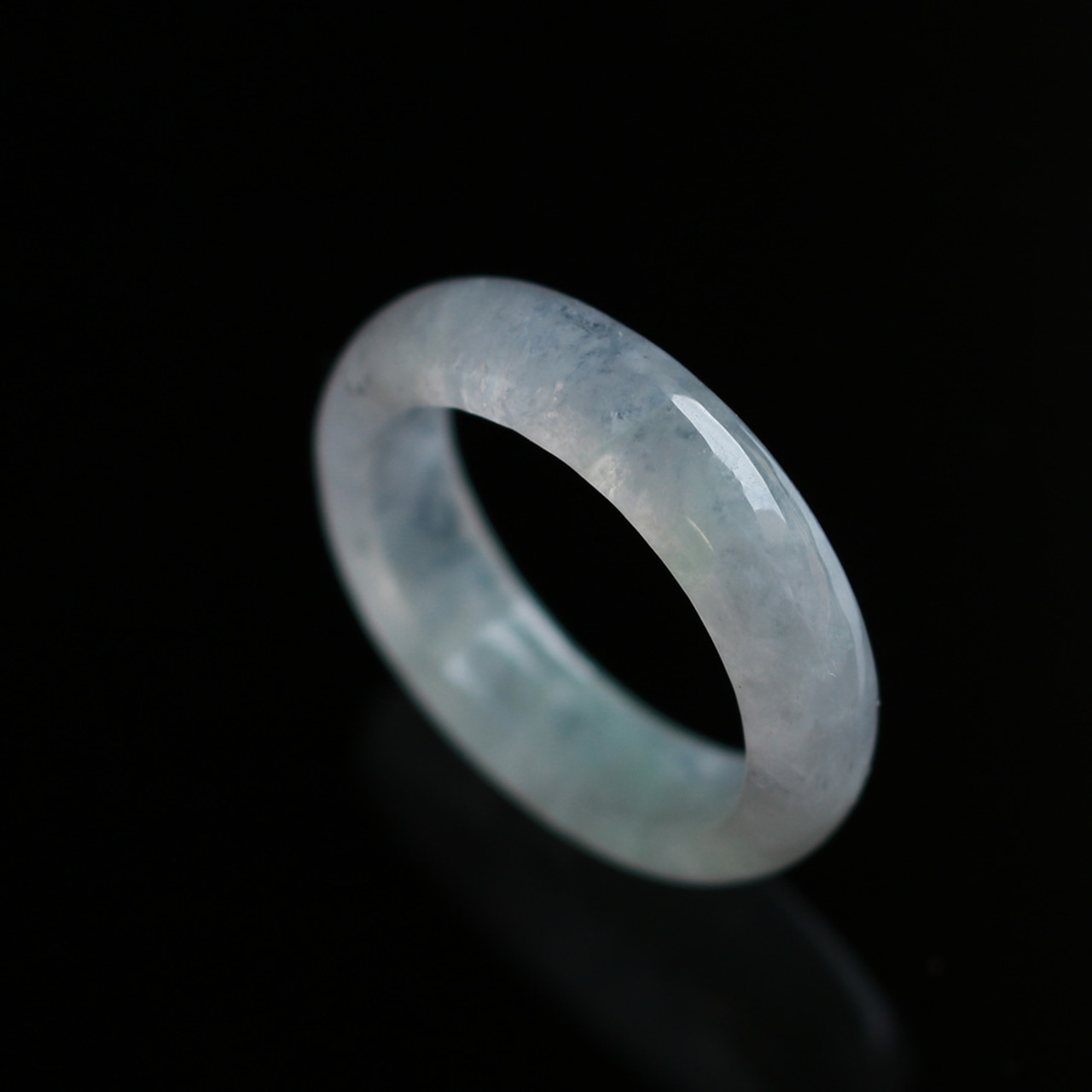 【13号】透明感あふれる 天然翡翠リングくり抜き甲丸リング A貨翡翠 jd_rg1149