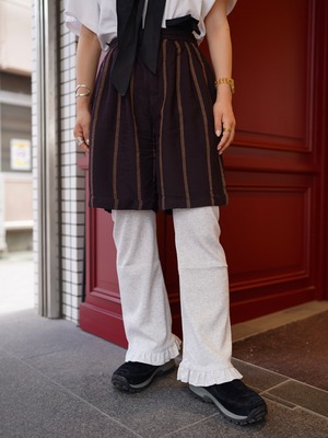 RhodolirioN(ロドリリオン)  “Ribbed  Frill Pants-Gray"