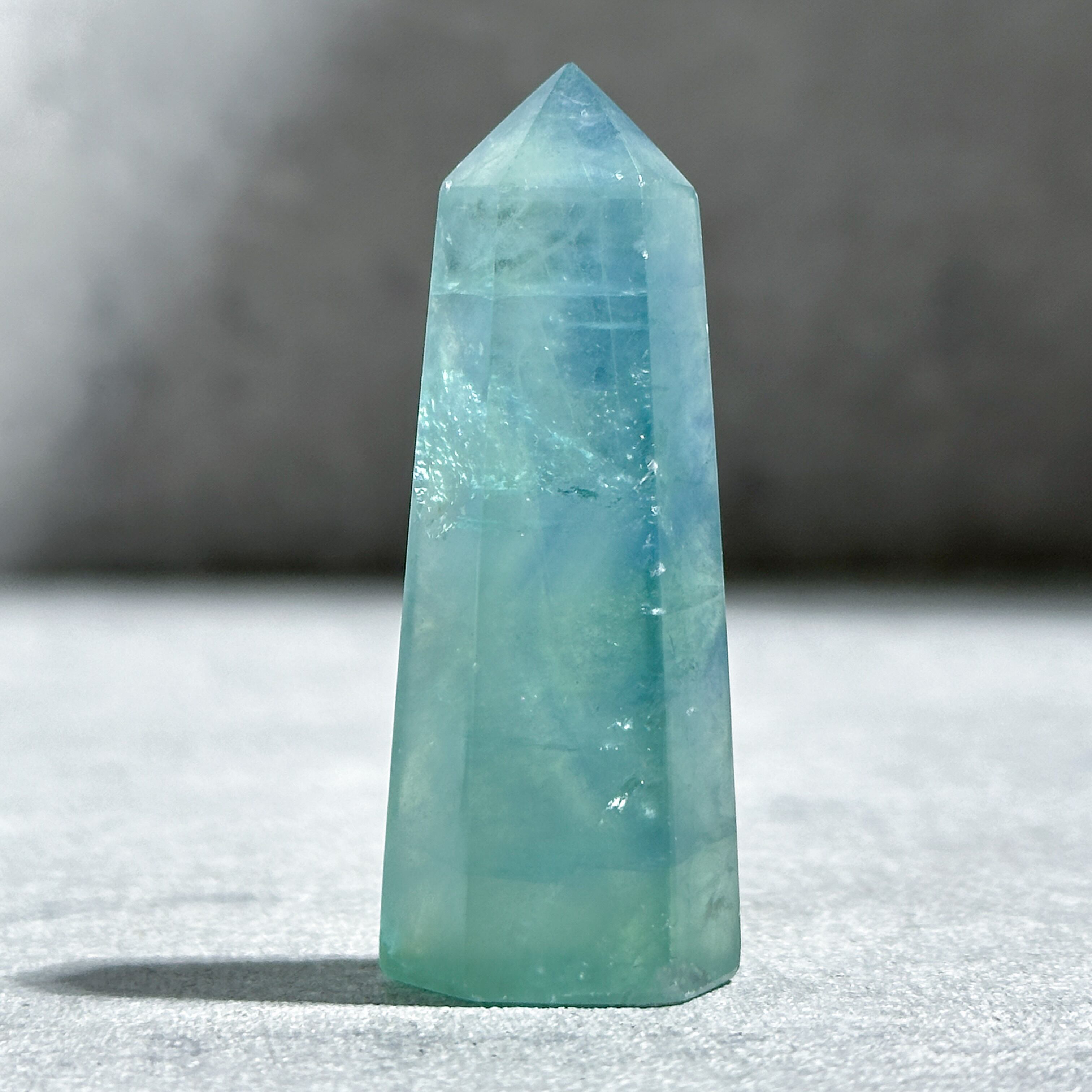 天然石 ブルーグリーンフローライトタワー② ブルー、グリーンフローライト タワー型02◇ Rainbow Fluorite