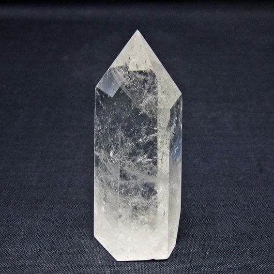 天然石 六角柱 原石 クラスター タワー ポイント 標本 パワーストーン 水晶 六角柱 ポイント 置物 一点物 142-11006 | 天然石
